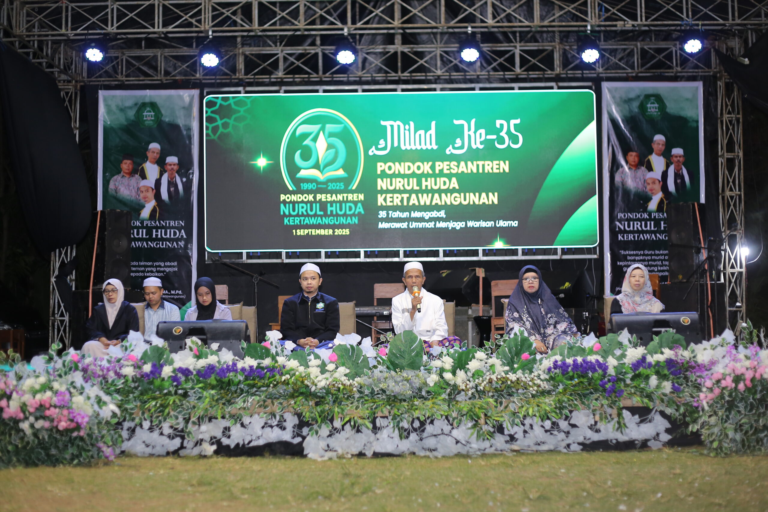 PUNCAK MILAD KE-35 PONDOK PESANTREN NURUL HUDA KERTAWANGUNAN BERLANGSUNG MERIAH DAN KHIDMAT