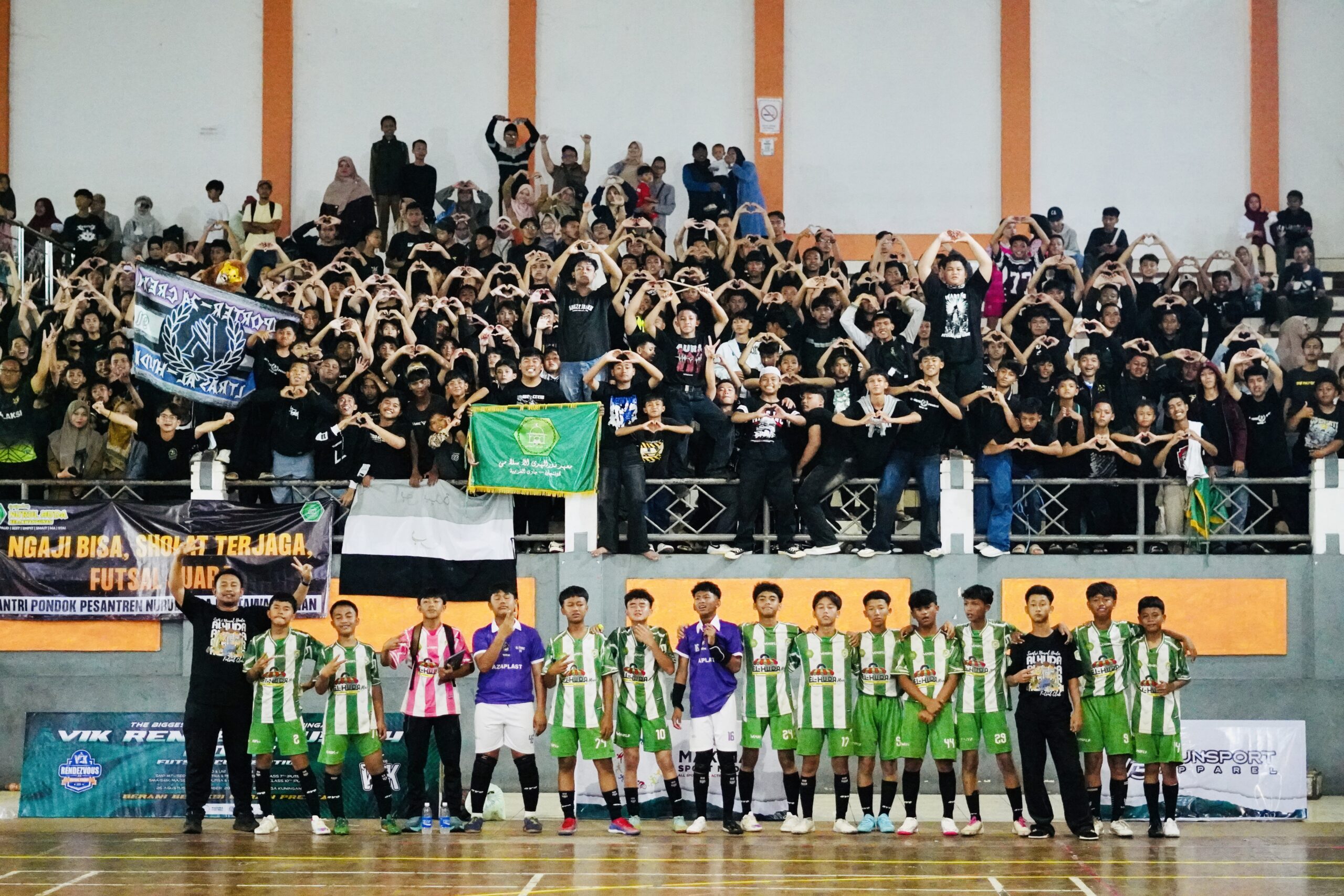 FUTSAL SMPIT AL-HUDA RAIH JUARA 2 DAN 3 DI VIK RENDEZVOUS #14 KABUPATEN KUNINGAN