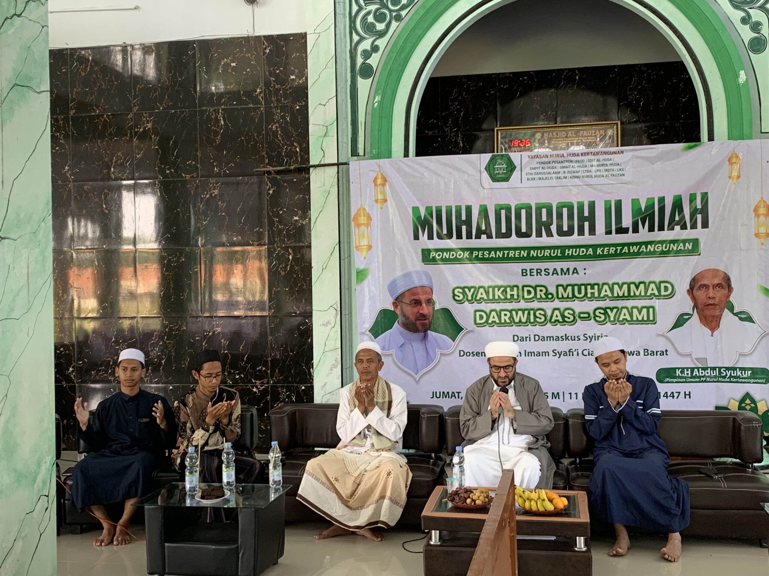 MUHADOROH ILMIAH BERSAMA SYAIKH DR. MUHAMMAD DARWIS AS-SYAMI DARI DAMASKUS, SURIAH