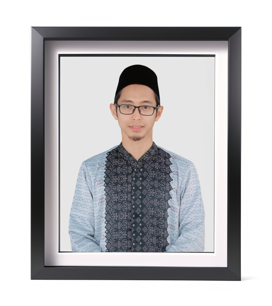 Ust. Ade Mulyadi, S.H.