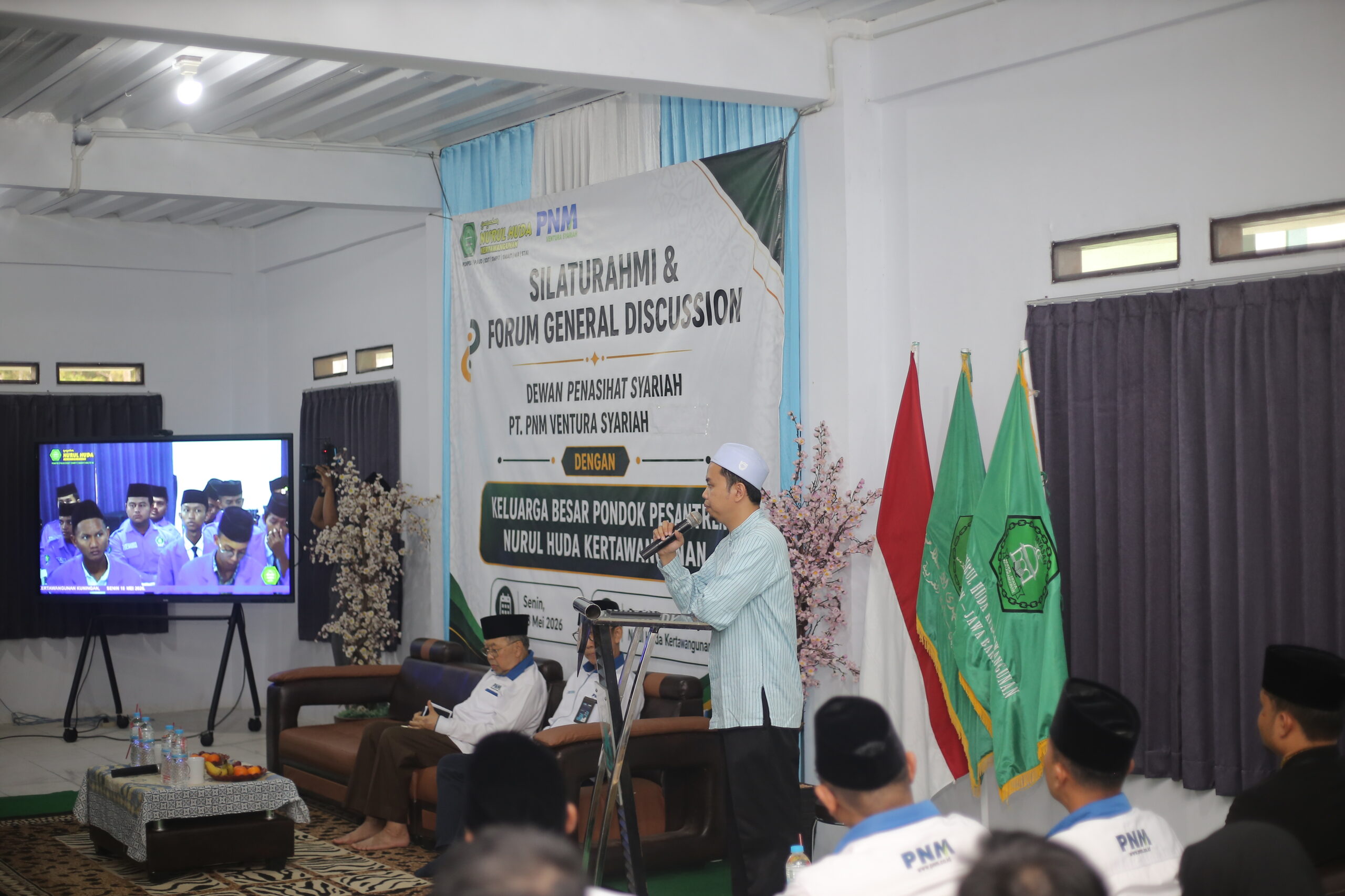 PONPES NURUL HUDA KERTAWANGUNAN PERKUAT SILATURAHMI DENGAN PNM VENTURA SYARIAH MELALUI FORUM DISKUSI